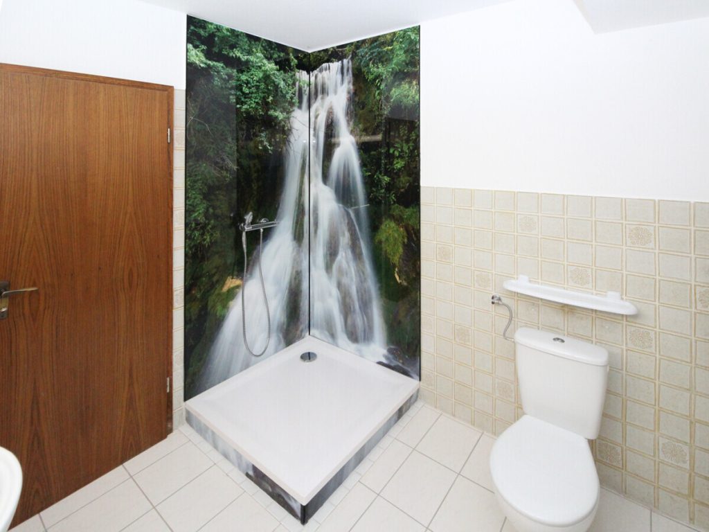 VR Immobilien GmbH - Immobilienangebot - Fulda - Alle - Frisch sanierte 2-Zimmer-Wohnung mit Terrasse und Garage