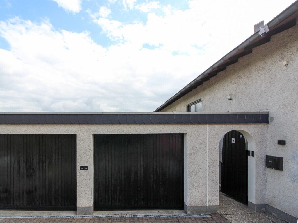 VR Immobilien GmbH - Immobilienangebot - Fulda - Alle - Frisch sanierte 2-Zimmer-Wohnung mit Terrasse und Garage