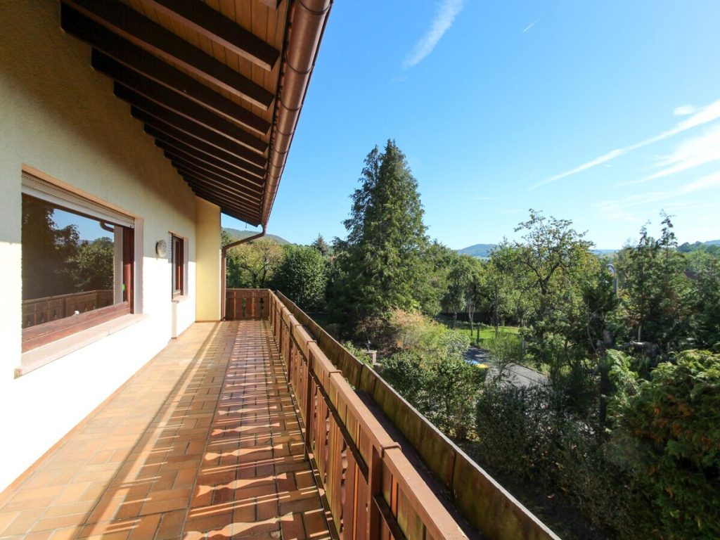 VR Immobilien GmbH - Immobilienangebot - Tann (Rhön) - Alle - Großzügiges Wohnanwesen auf weitläufigem Grundstück - im Herzen der Rhön!