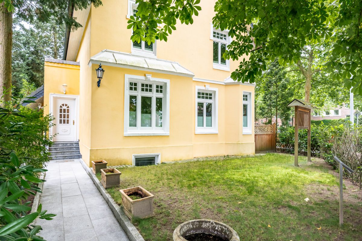 Immobilienangebot - Hamburg / Rahlstedt - Alle - Bezaubernde Jugendstilvilla in zentraler Lage von Hamburg Rahlstedt