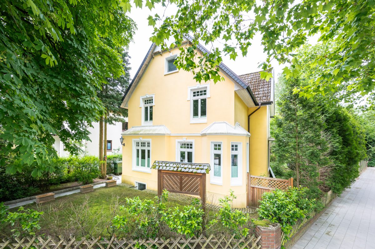 Immobilienangebot - Hamburg / Rahlstedt - Alle - Bezaubernde Jugendstilvilla in zentraler Lage von Hamburg Rahlstedt