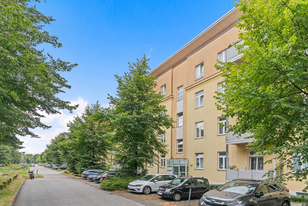Immobilienangebot - Hamburg / Rahlstedt - Alle - Attraktive Kapitalanlage mit Süd-Balkon in ruhiger Lage von Rahlstedt