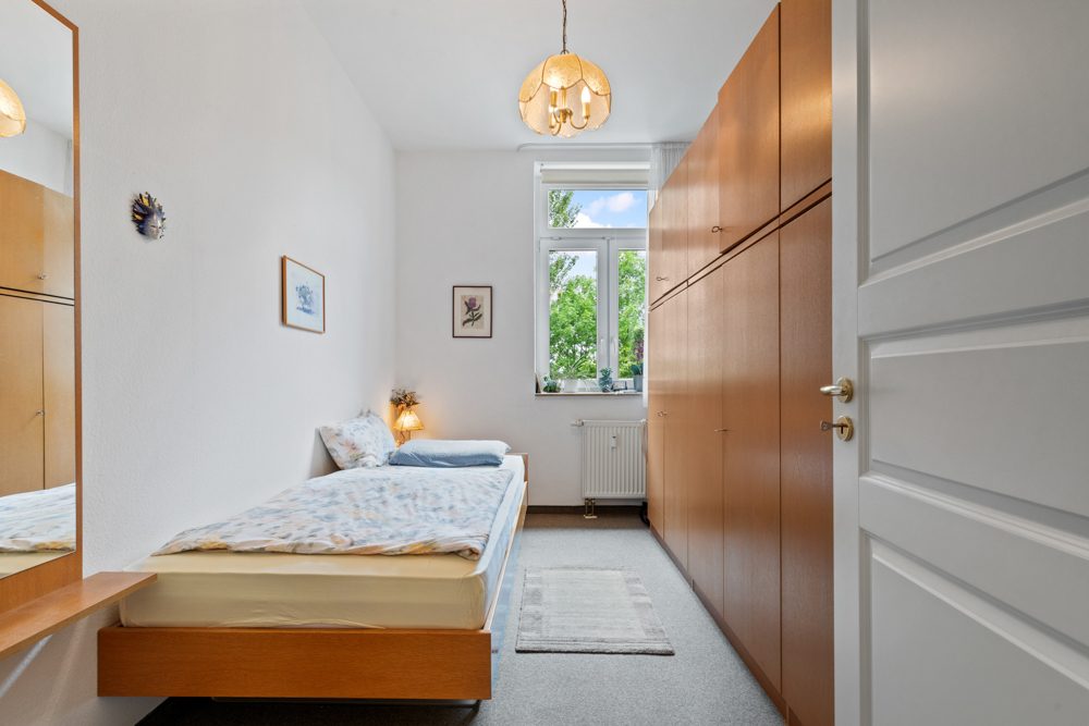 Immobilienangebot - Hamburg / Rahlstedt - Alle - Attraktive Kapitalanlage mit Süd-Balkon in ruhiger Lage von Rahlstedt