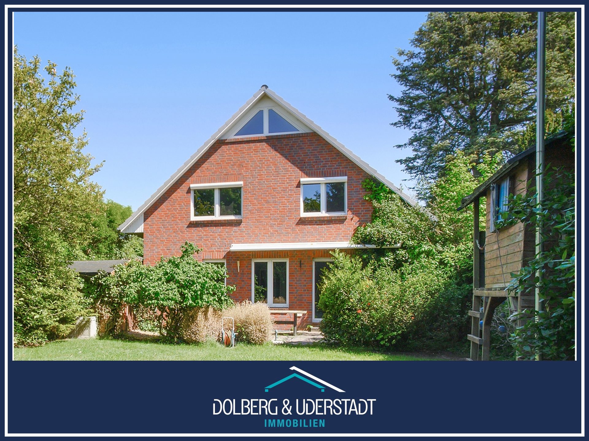 Immobilienangebot - Hamburg / Sasel - Alle - Moderne Doppelhaushälfte mit großem Garten und Carport in bester Lage von Hamburg-Sasel