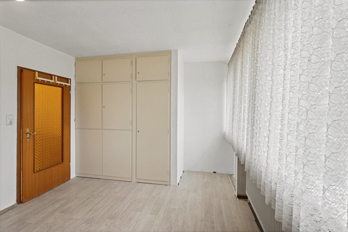 Immobilienangebot - Hamburg / Rahlstedt - Alle - Attraktive Wohnlage: Reihenmittelhaus mit viel Platz und schönem Garten sowie Garage