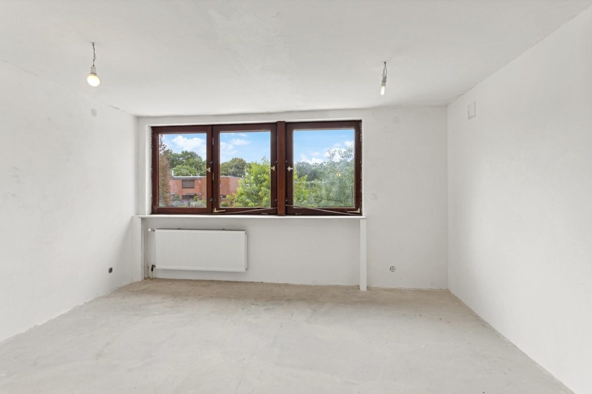 Immobilienangebot - Hamburg / Rahlstedt - Alle - Attraktive Wohnlage: Reihenmittelhaus mit viel Platz und schönem Garten sowie Garage