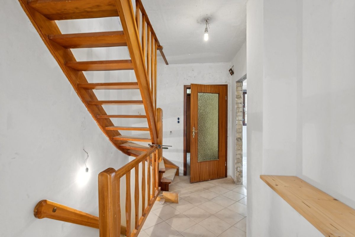 Immobilienangebot - Hamburg / Rahlstedt - Alle - Attraktive Wohnlage: Reihenmittelhaus mit viel Platz und schönem Garten sowie Garage