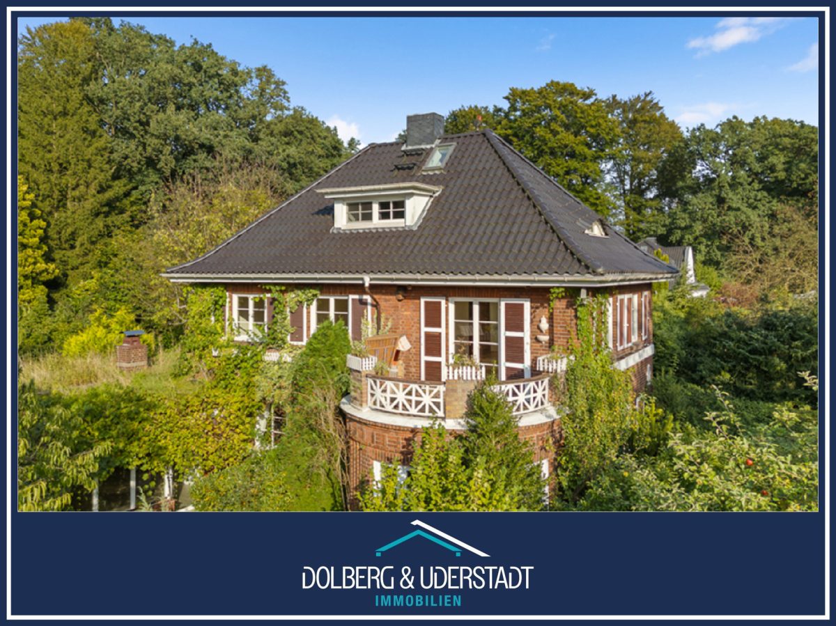 Immobilienangebot - Hamburg / Rahlstedt - Alle - Repräsentative Villa mit Vollkeller in beliebter Lage von Alt-Rahlstedt