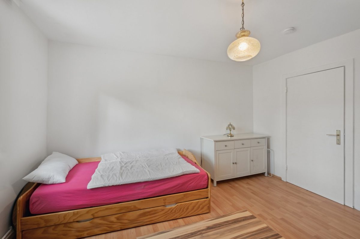Immobilienangebot - Hamburg / Rahlstedt - Alle - Gepflegtes Mittelreihenhaus mit Vollkeller in attraktiver Lage von Rahlstedt