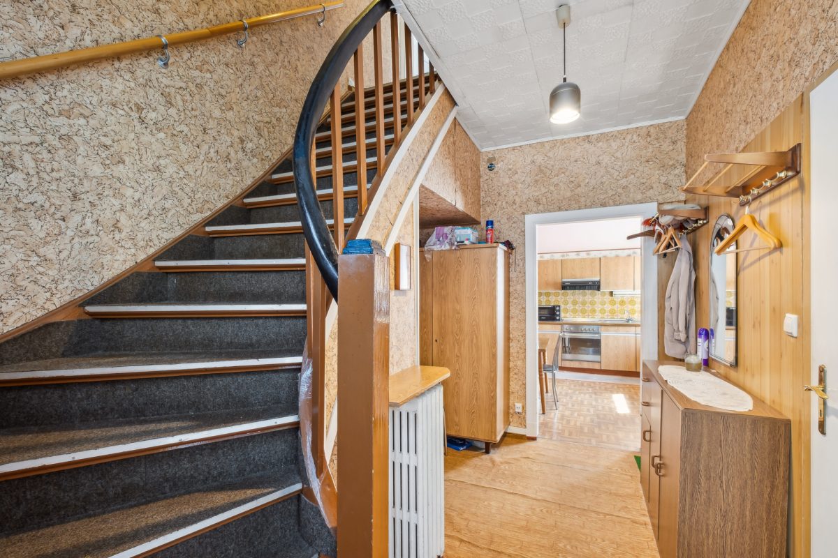 Immobilienangebot - Hamburg / Oldenfelde - Alle - Traumgrundstück mit Einfamilienhaus in beliebter Lage von HH-Oldenfelde