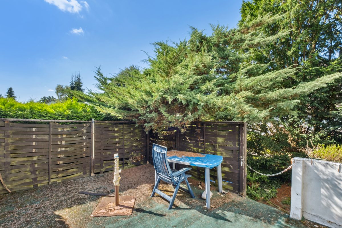 Immobilienangebot - Hamburg / Oldenfelde - Alle - Traumgrundstück mit Einfamilienhaus in beliebter Lage von HH-Oldenfelde