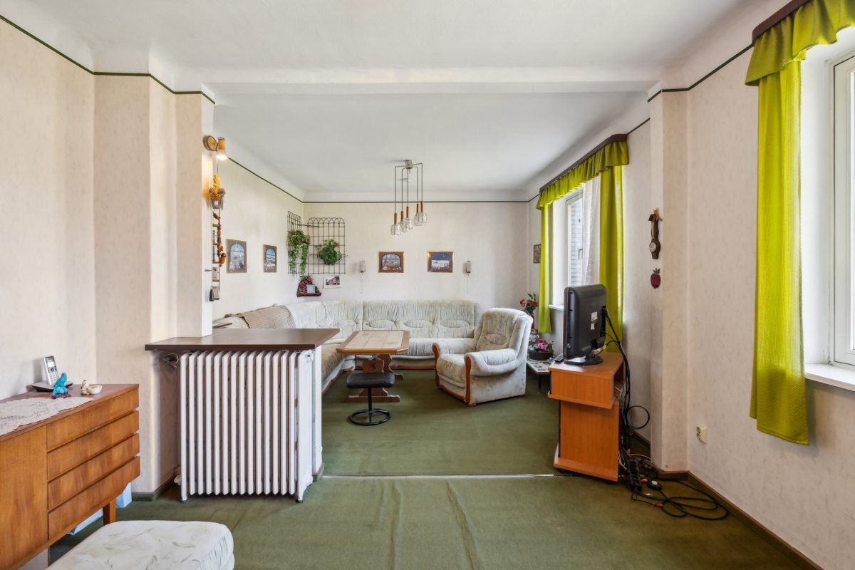 Immobilienangebot - Hamburg / Oldenfelde - Alle - Traumgrundstück mit Einfamilienhaus in beliebter Lage von HH-Oldenfelde