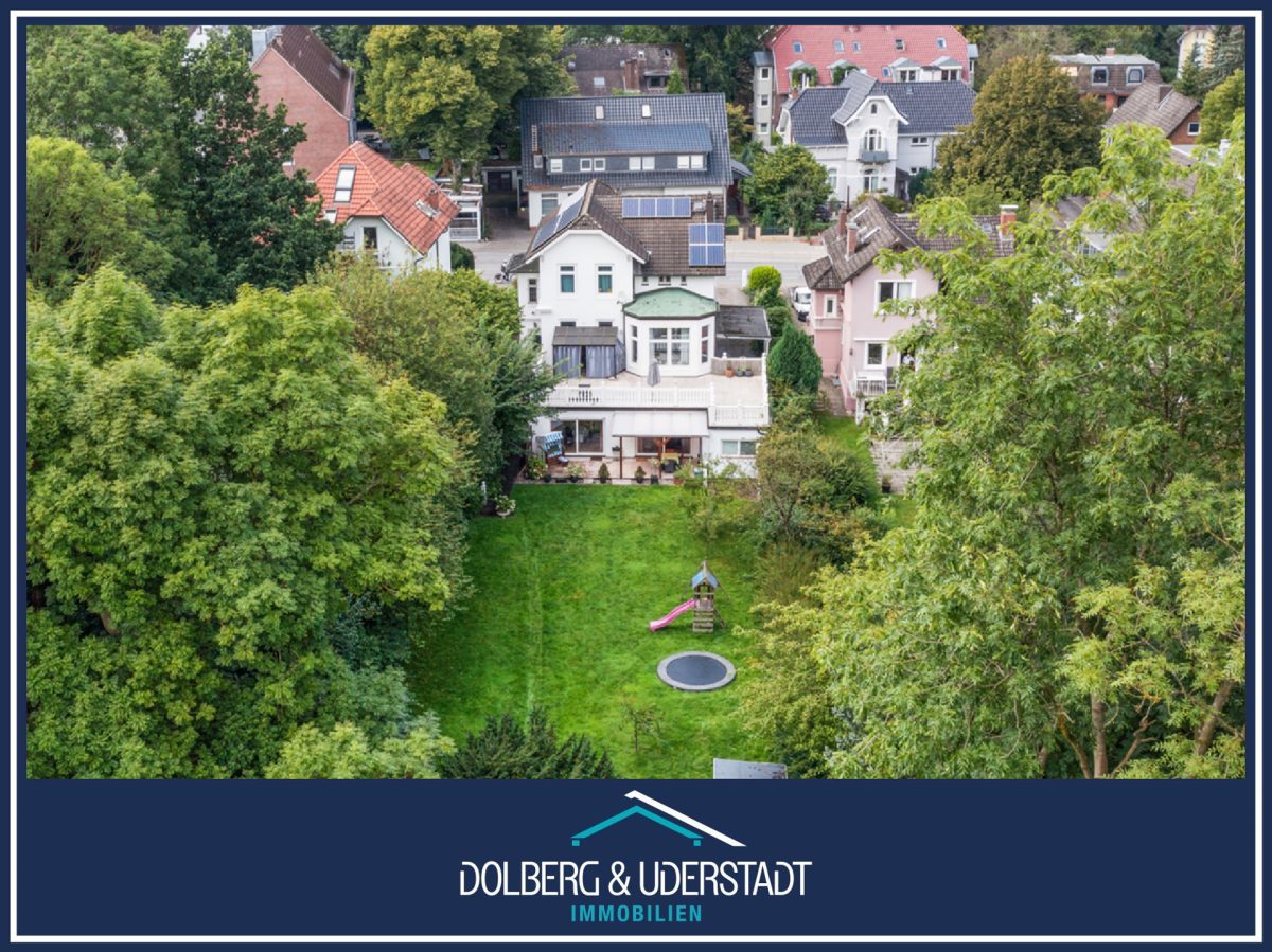 Immobilienangebot - Hamburg / Rahlstedt - Alle - Stilvolle Jugendstilvilla mit vielseitigen Nutzungsmöglichkeiten in zentraler Lage von Rahlstedt