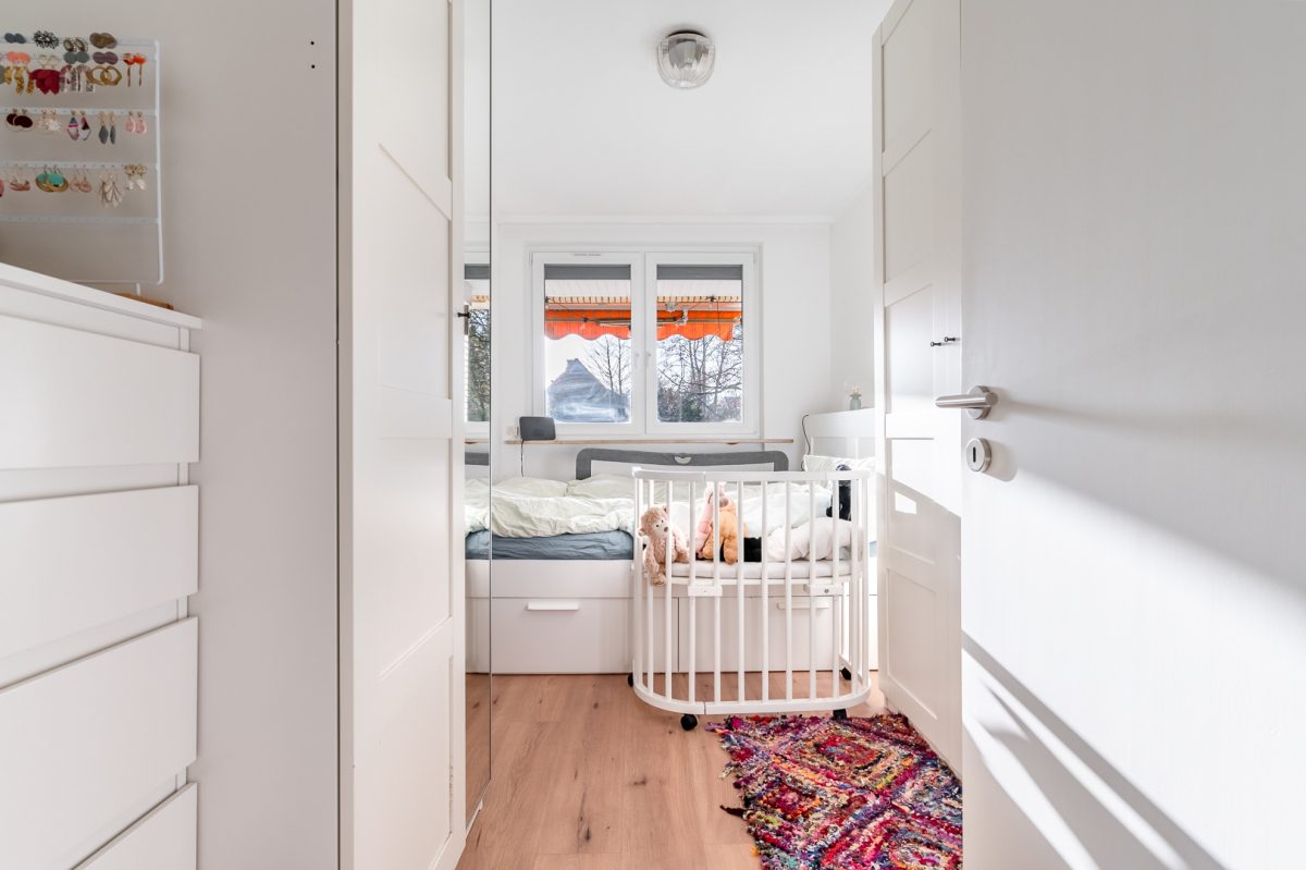 Immobilienangebot - Hamburg / Rahlstedt - Alle - TOP-Villenlage: 2-Familienhaus, teilvermietet, Vollkeller, Doppelgarage und 1.258 qm Grundstück!