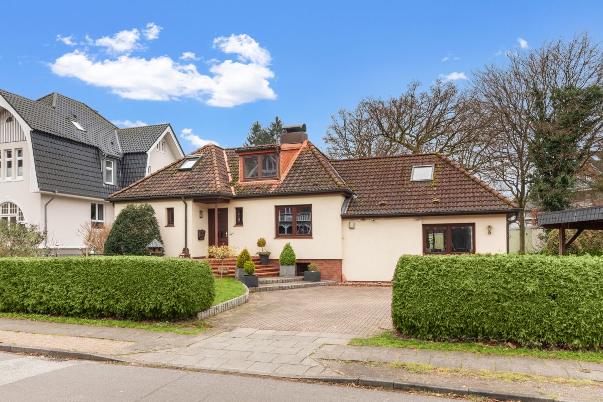 Immobilienangebot - Hamburg / Rahlstedt - Alle - Unikat ! Wohnen in bester Villenlage von Hamburg-Rahlstedt !