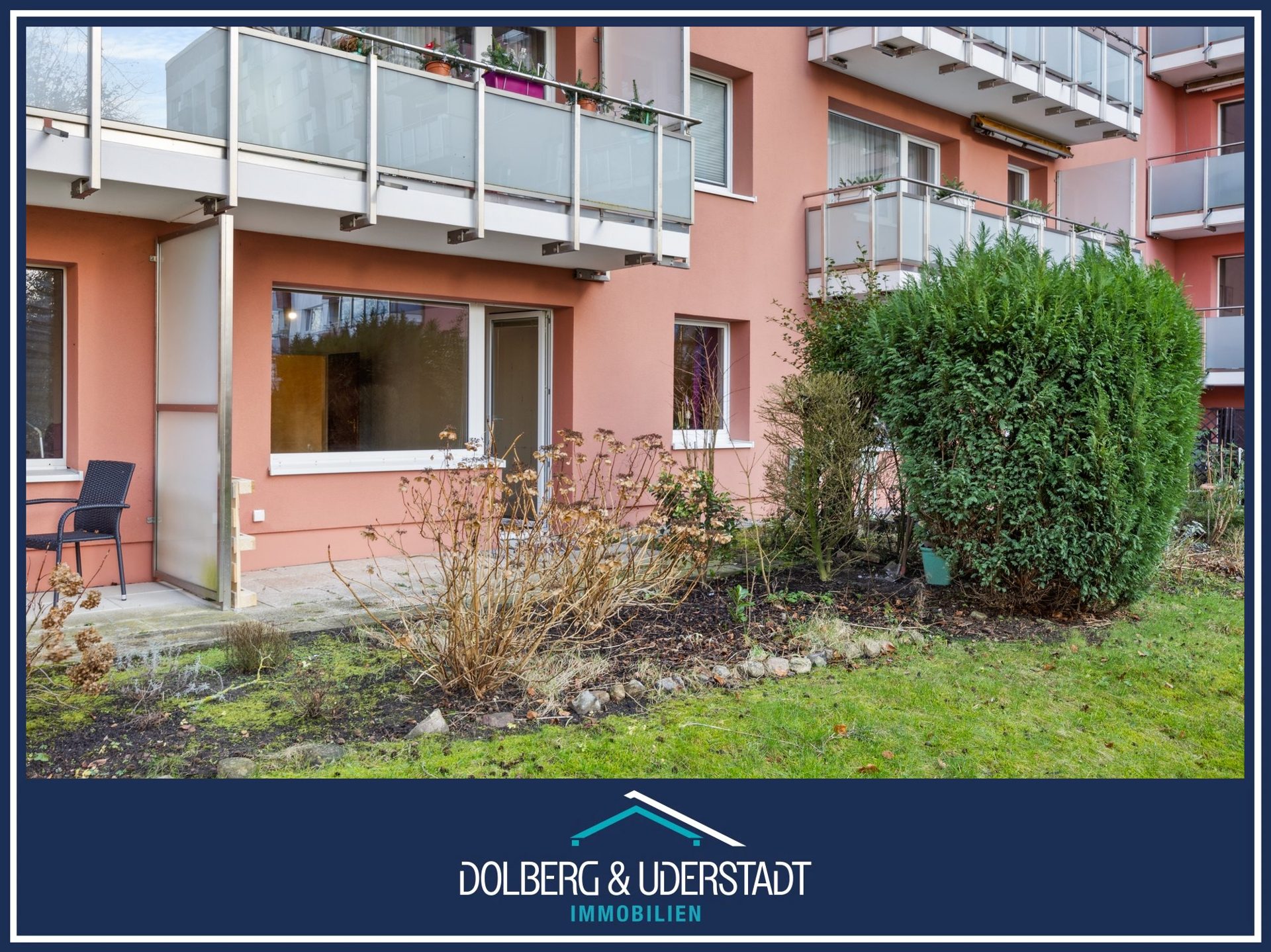 Immobilienangebot - Hamburg / Meiendorf - Alle - Attraktive 2,5-Zimmer-Wohnung mit schöner Terrasse sowie Stellplatz