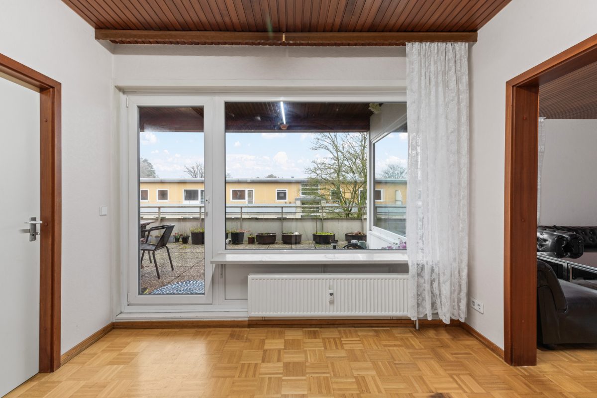 Immobilienangebot - Hamburg / Rahlstedt - Alle - Vermietete Penthouse-Wohnung mit Dachterrasse und Balkon in ruhiger Sackgasse von HH-Oldenfelde