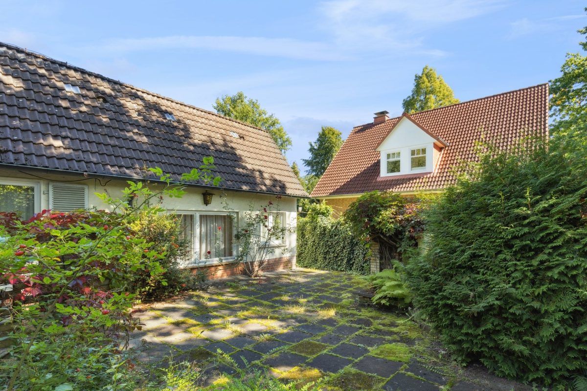 Immobilienangebot - Ahrensburg - Alle - Wohnhaus in Traumlage Hagener Allee zur Modernisierung