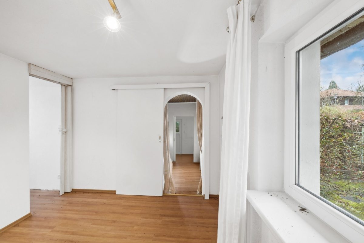 Immobilienangebot - Ahrensburg - Alle - Wohnhaus in Traumlage Hagener Allee zur Modernisierung