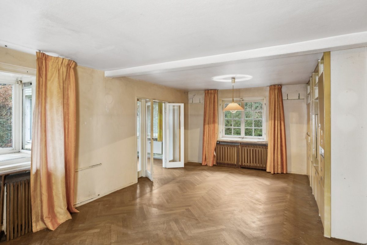 Immobilienangebot - Ahrensburg - Alle - Wohnhaus in Traumlage Hagener Allee zur Modernisierung