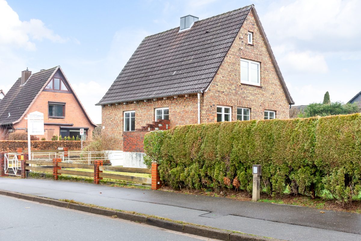 Immobilienangebot - Großensee - Alle - Charmantes Siedlungshaus in ruhiger Wohnlage, fußläufig zum Großensee!