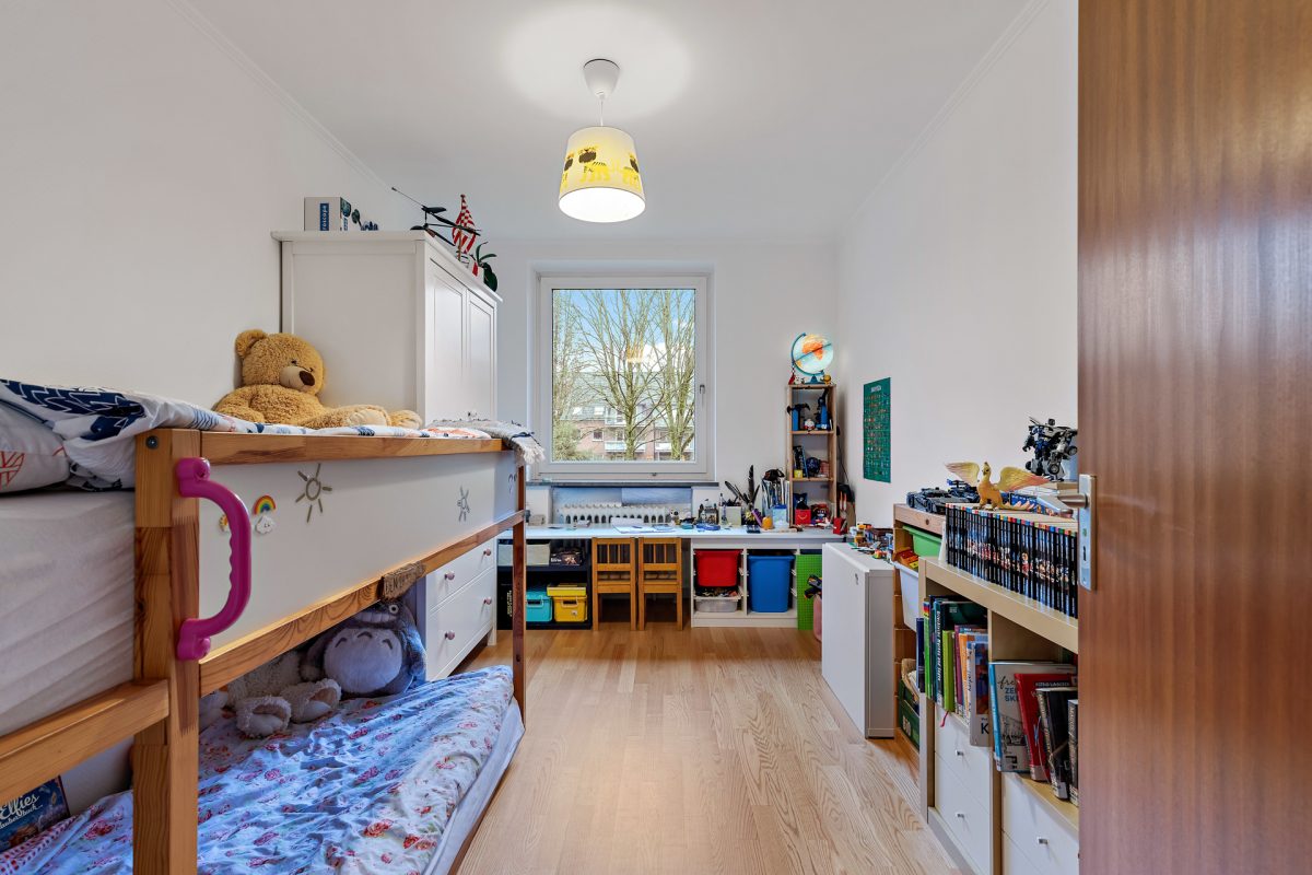 Immobilienangebot - Hamburg - Alle - Den Wald vor der Tür ! Vermietete 4-Zimmer-Wohnung mit Waldblick in beliebter Lage von HH-Rahlstedt