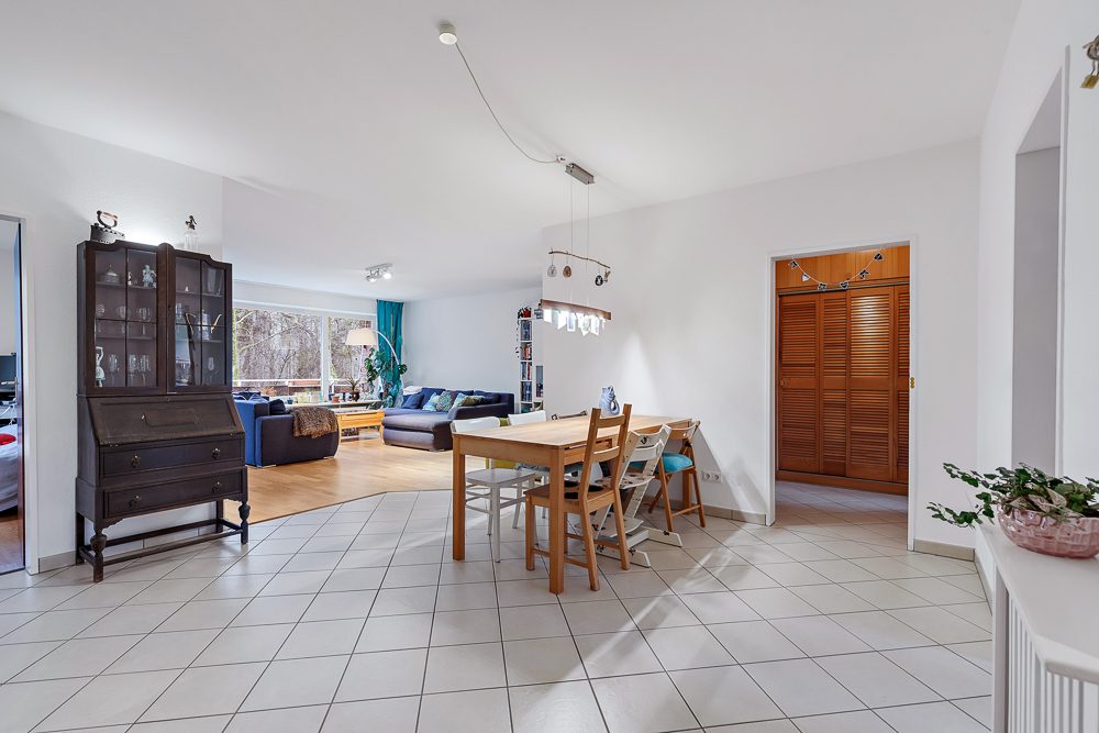 Immobilienangebot - Hamburg - Alle - Den Wald vor der Tür ! Vermietete 4-Zimmer-Wohnung mit Waldblick in beliebter Lage von HH-Rahlstedt