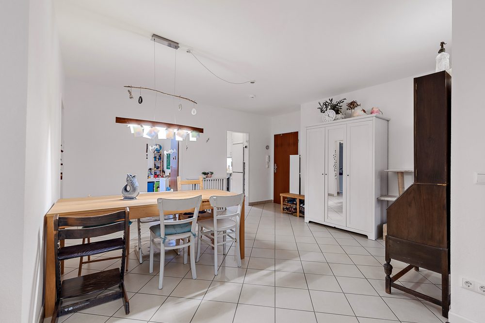 Immobilienangebot - Hamburg - Alle - Den Wald vor der Tür ! Vermietete 4-Zimmer-Wohnung mit Waldblick in beliebter Lage von HH-Rahlstedt