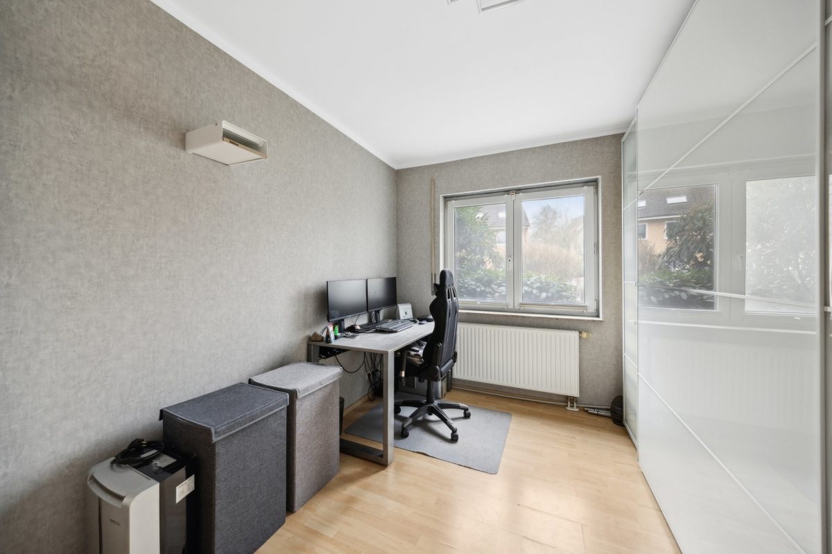 Immobilienangebot - Hamburg / Rahlstedt - Alle - Barrierearme 3-Zimmer Wohnung mit Terrasse, Aufzug und TG-Stellplatz in Alt-Rahlstedt