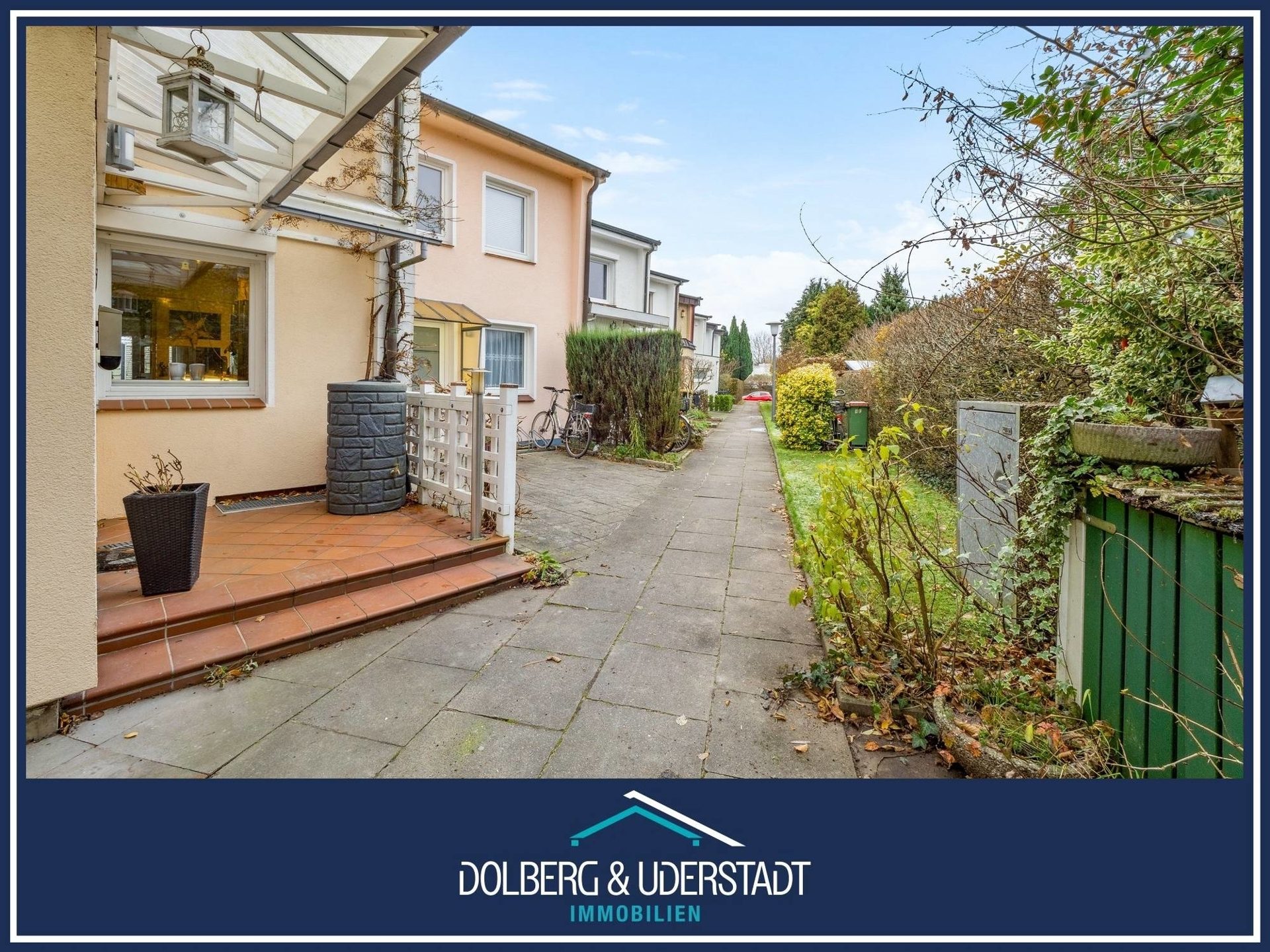 Immobilienangebot - Hamburg / Farmsen-Berne - Alle - NUR NOCH WARTELISTE! Modernisiertes Mittelreihenhaus mit Vollkeller in begehrter Wohnlage von Farmsen