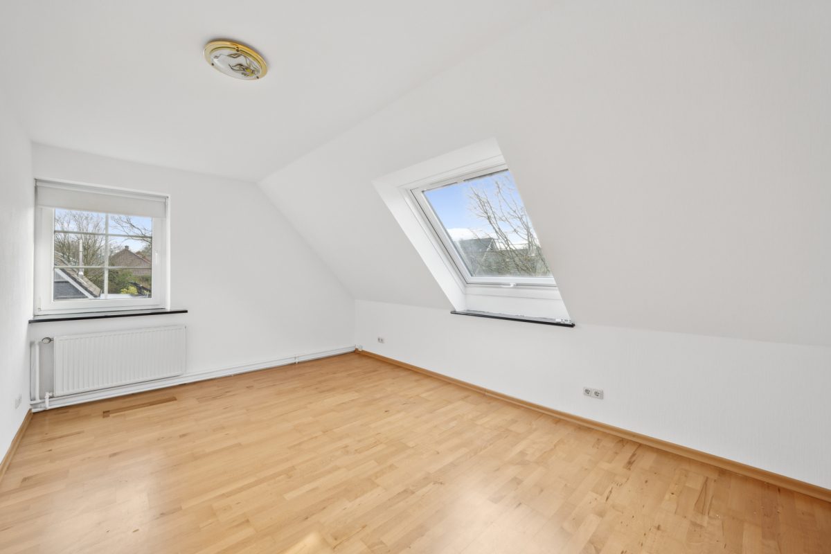 Immobilienangebot - Wacken - Alle - Geräumiges Einfamilienhaus mit Einliegerwohnung
in ruhiger Wohnlage von Wacken