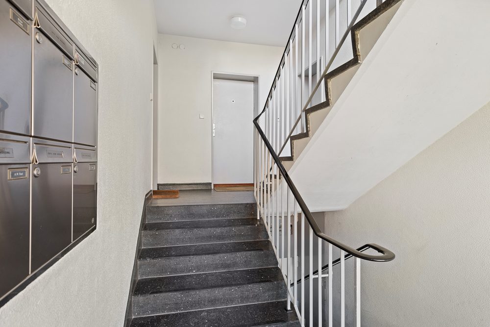 Immobilienangebot - Hamburg / Farmsen-Berne - Alle - TOP modernisierte und langfristig vermietete Erdgeschosswohnung mit PKW-Stellplatz!