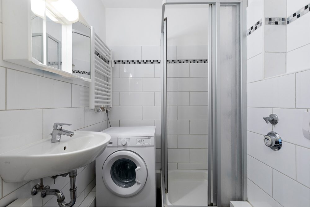 Immobilienangebot - Hamburg / Farmsen-Berne - Alle - TOP modernisierte und langfristig vermietete Erdgeschosswohnung mit PKW-Stellplatz!