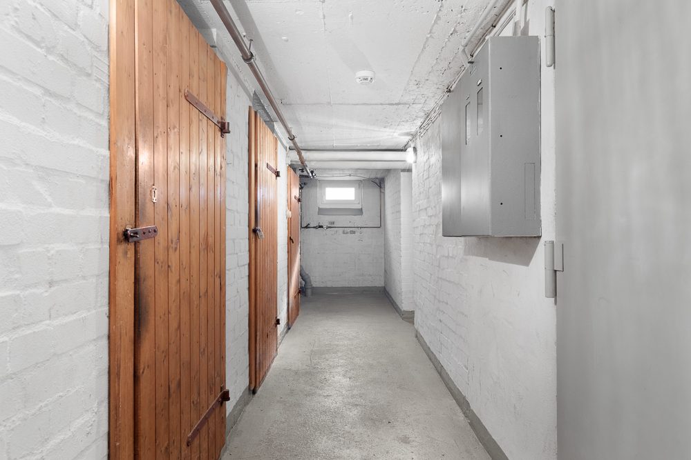 Immobilienangebot - Hamburg / Farmsen-Berne - Alle - TOP modernisierte und langfristig vermietete Erdgeschosswohnung mit PKW-Stellplatz!