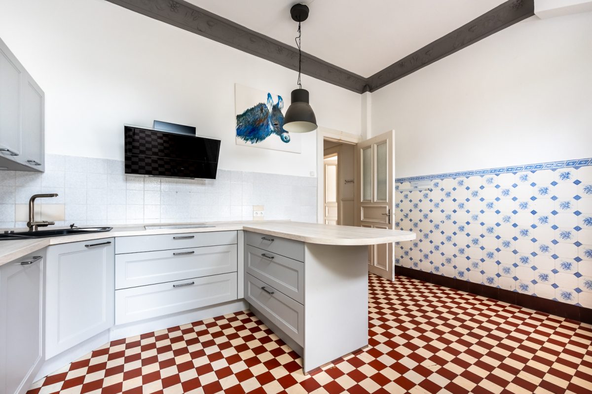 Immobilienangebot - Hamburg / Rahlstedt - Alle - Wohnen und Arbeiten unter einem Dach – Jugendstilvilla in Hamburg-Rahlstedt
