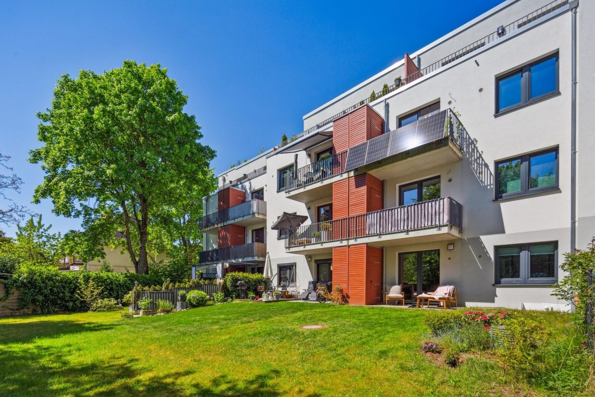 Immobilienangebot - Hamburg / Rahlstedt - Alle - Urbaner Rückzugsort mit Stil – Exklusive 3-Zimmer-Wohnung mit Balkon & TG-Stellplatz