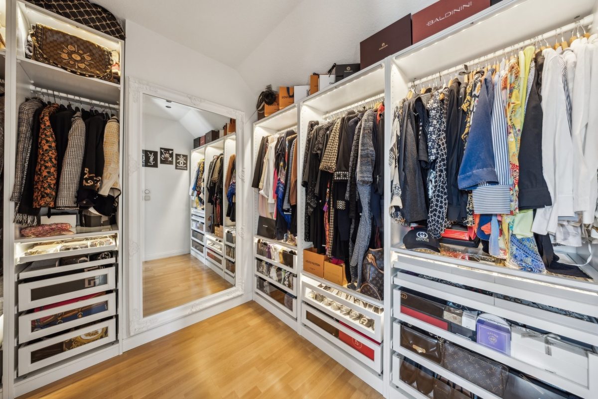 Immobilienangebot - Hamburg / Tonndorf - Alle - Top gepflegt! Wohnen auf zwei Ebenen mit ca. 137m² und 2 Tiefgaragenstellplätzen in ruhiger Lage von Tonndorf.