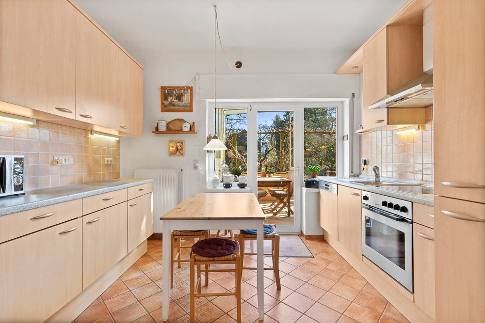 Immobilienangebot - Hamburg / Rahlstedt - Alle - Rotklinker Klassiker in schöner Lage im Villengebiet von Alt Rahlstedt aktuell vermietet
