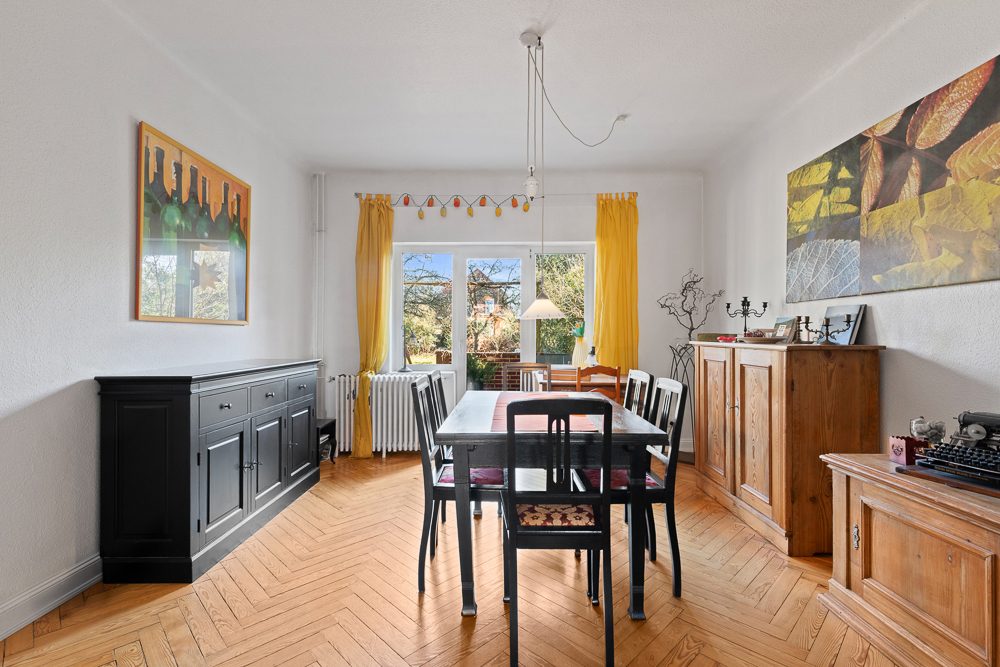 Immobilienangebot - Hamburg / Rahlstedt - Alle - Rotklinker Klassiker in schöner Lage im Villengebiet von Alt Rahlstedt aktuell vermietet