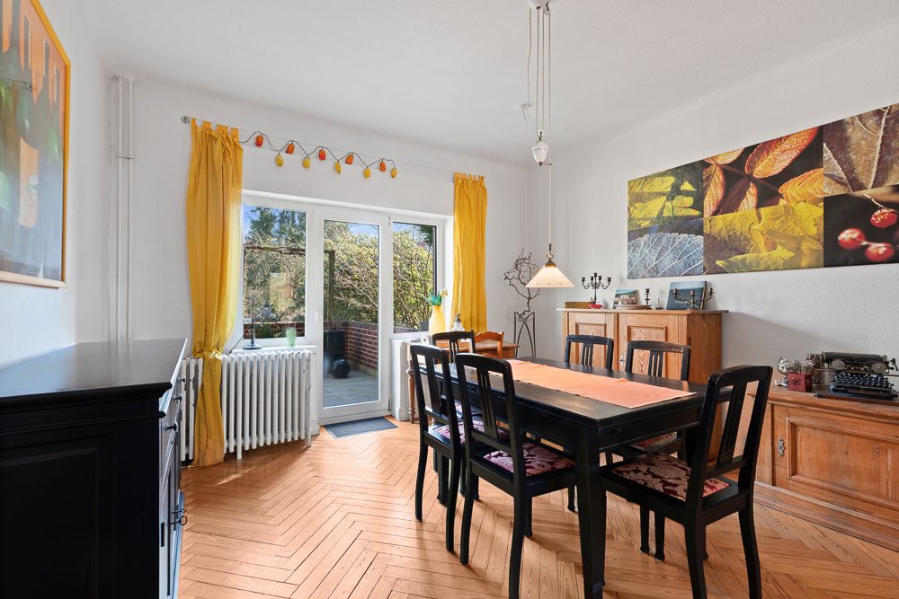 Immobilienangebot - Hamburg / Rahlstedt - Alle - Rotklinker Klassiker in schöner Lage im Villengebiet von Alt Rahlstedt aktuell vermietet