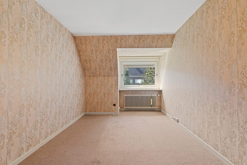 Immobilienangebot - Hamburg / Rahlstedt - Alle - Gut geschnittenes Reihenendhaus mit Garage und eigenem Garten in ruhiger Wohnlage von Alt-Rahlstedt!
