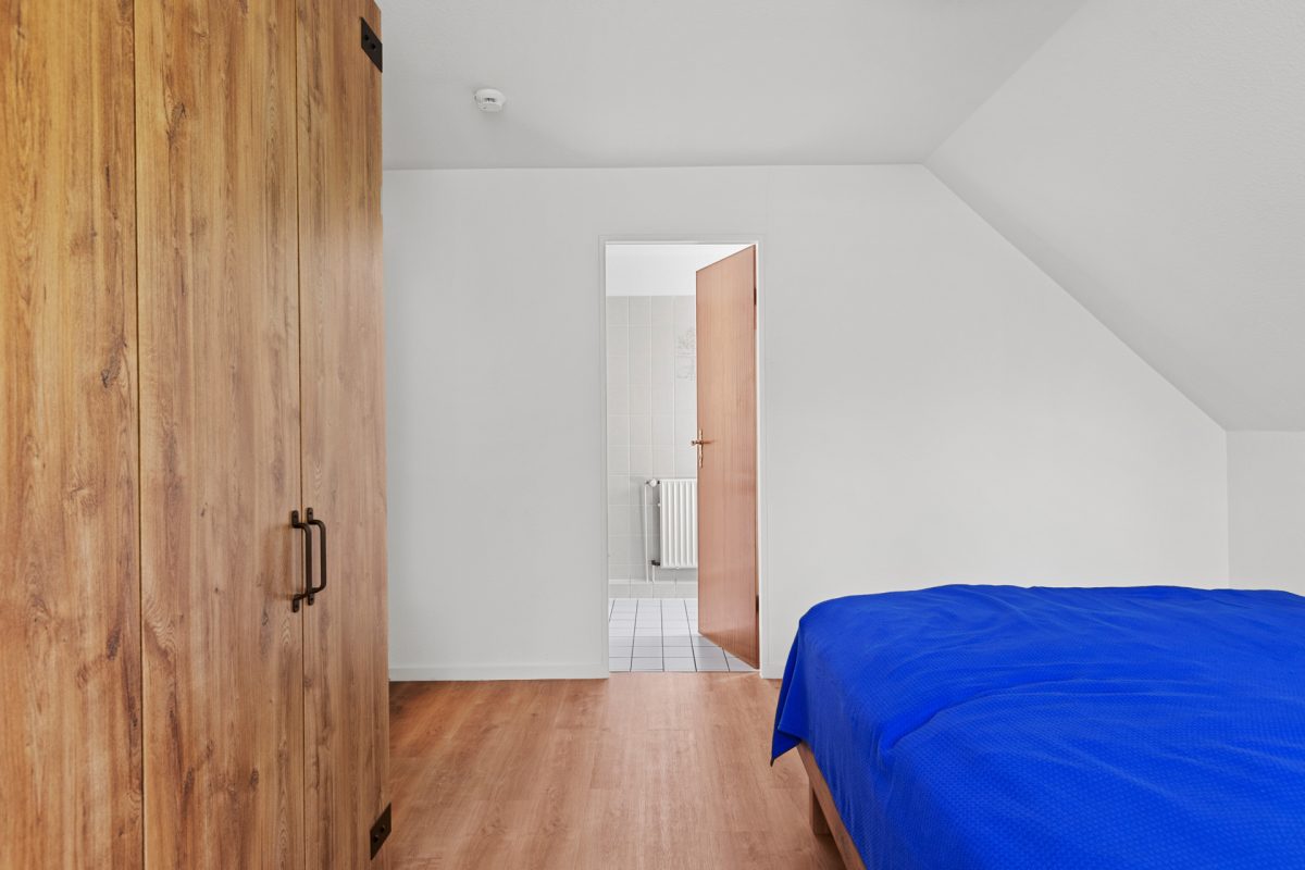 Immobilienangebot - Hamburg / Tonndorf - Alle - Traumlage ! Einfamilienhaus mit Einliegerwohnung direkt an der Wandse im Landschaftsschutzgebiet !
