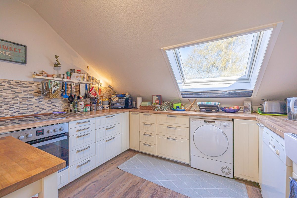 Immobilienangebot - Rosdorf - Alle - Naturnahes Wohnen vor den Toren Kellinghusens
gemütliche Dachgeschoss Wohnung zum Kauf