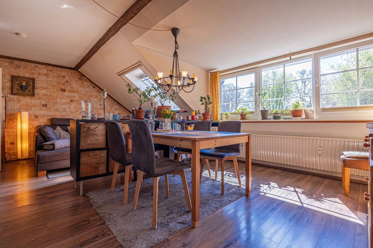 Immobilienangebot - Rosdorf - Alle - Naturnahes Wohnen vor den Toren Kellinghusens
gemütliche Dachgeschoss Wohnung zum Kauf