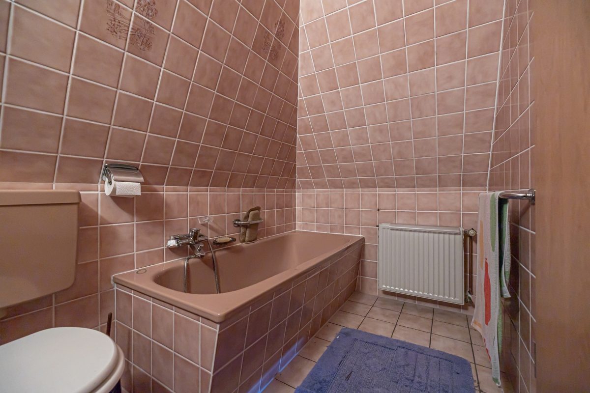 Immobilienangebot - Schenefeld - Alle - Wohnen unter Reet in ruhiger Dorflage
5 Zimmer Haus zur individuellen Gestaltung