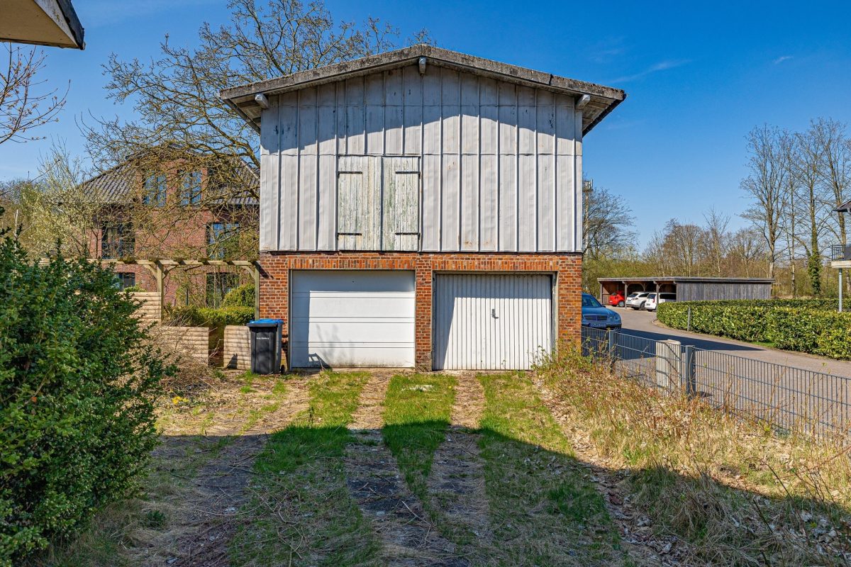 Immobilienangebot - Schenefeld - Alle - Wohnen unter Reet in ruhiger Dorflage
5 Zimmer Haus zur individuellen Gestaltung