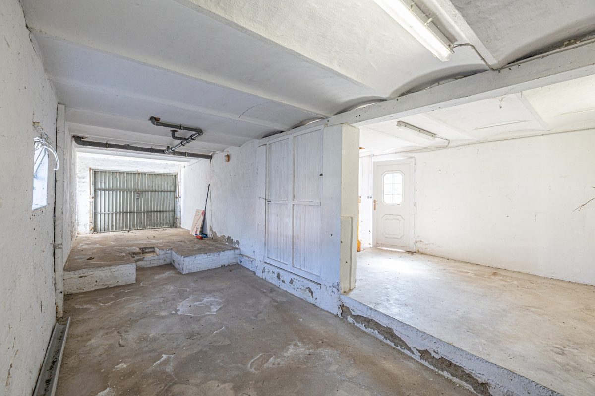 Immobilienangebot - Schenefeld - Alle - Wohnen unter Reet in ruhiger Dorflage
5 Zimmer Haus zur individuellen Gestaltung