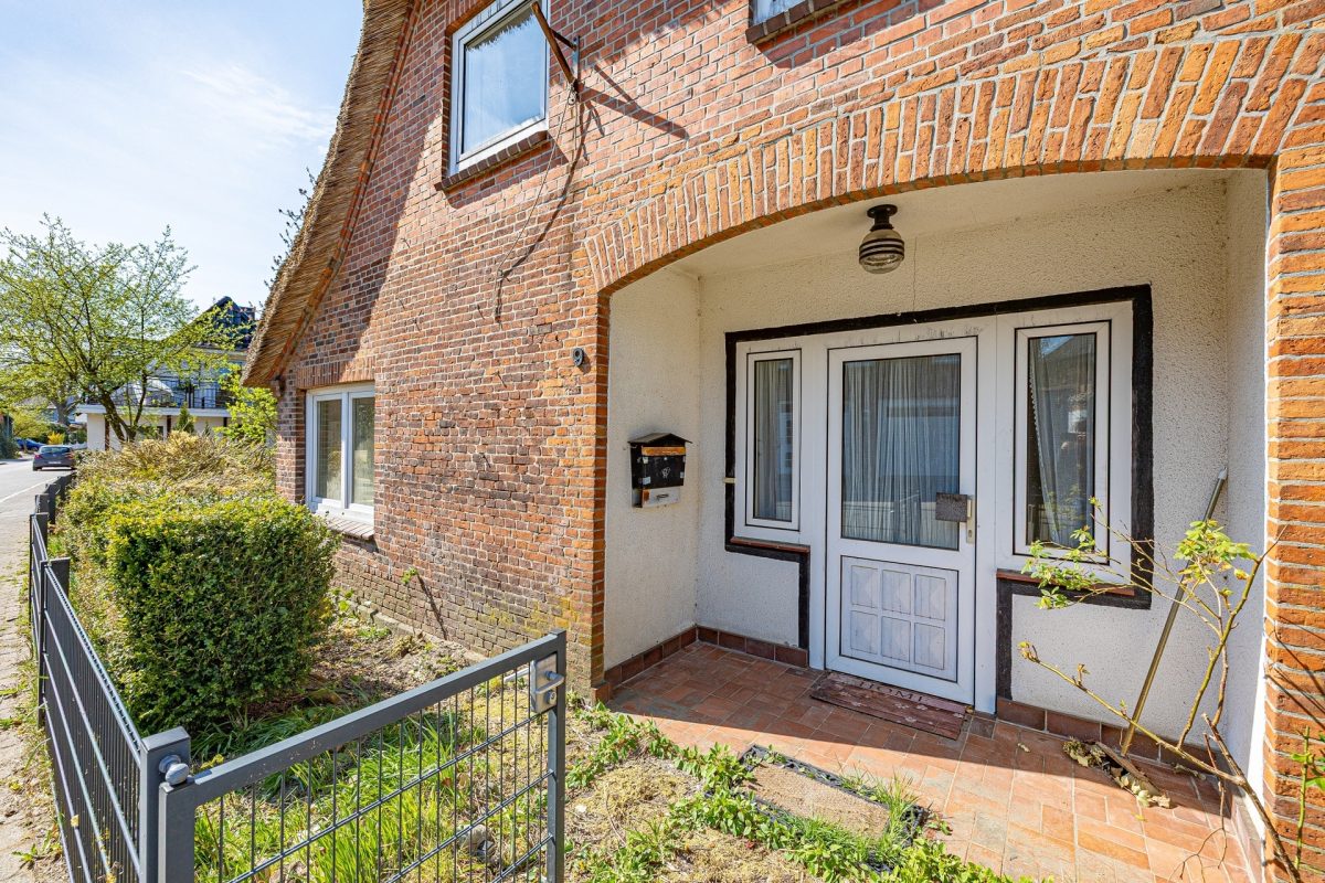 Immobilienangebot - Schenefeld - Alle - Wohnen unter Reet in ruhiger Dorflage
5 Zimmer Haus zur individuellen Gestaltung