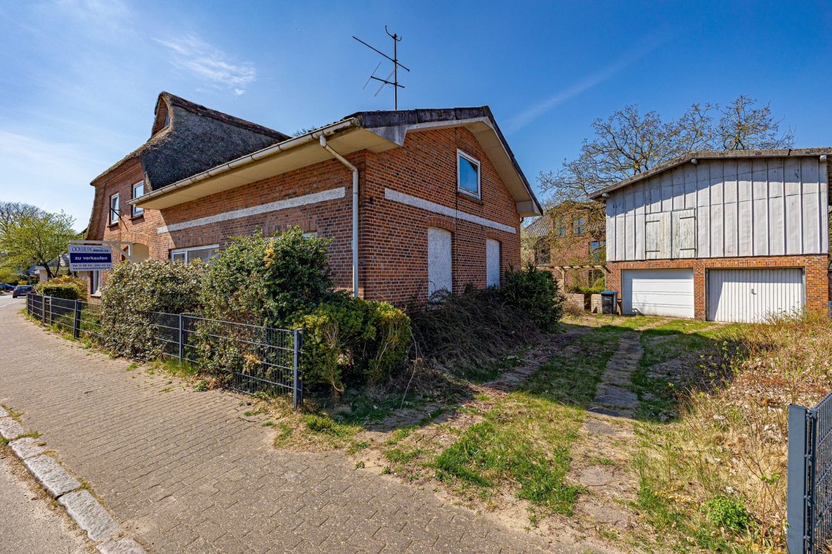 Immobilienangebot - Schenefeld - Alle - Wohnen unter Reet in ruhiger Dorflage
5 Zimmer Haus zur individuellen Gestaltung