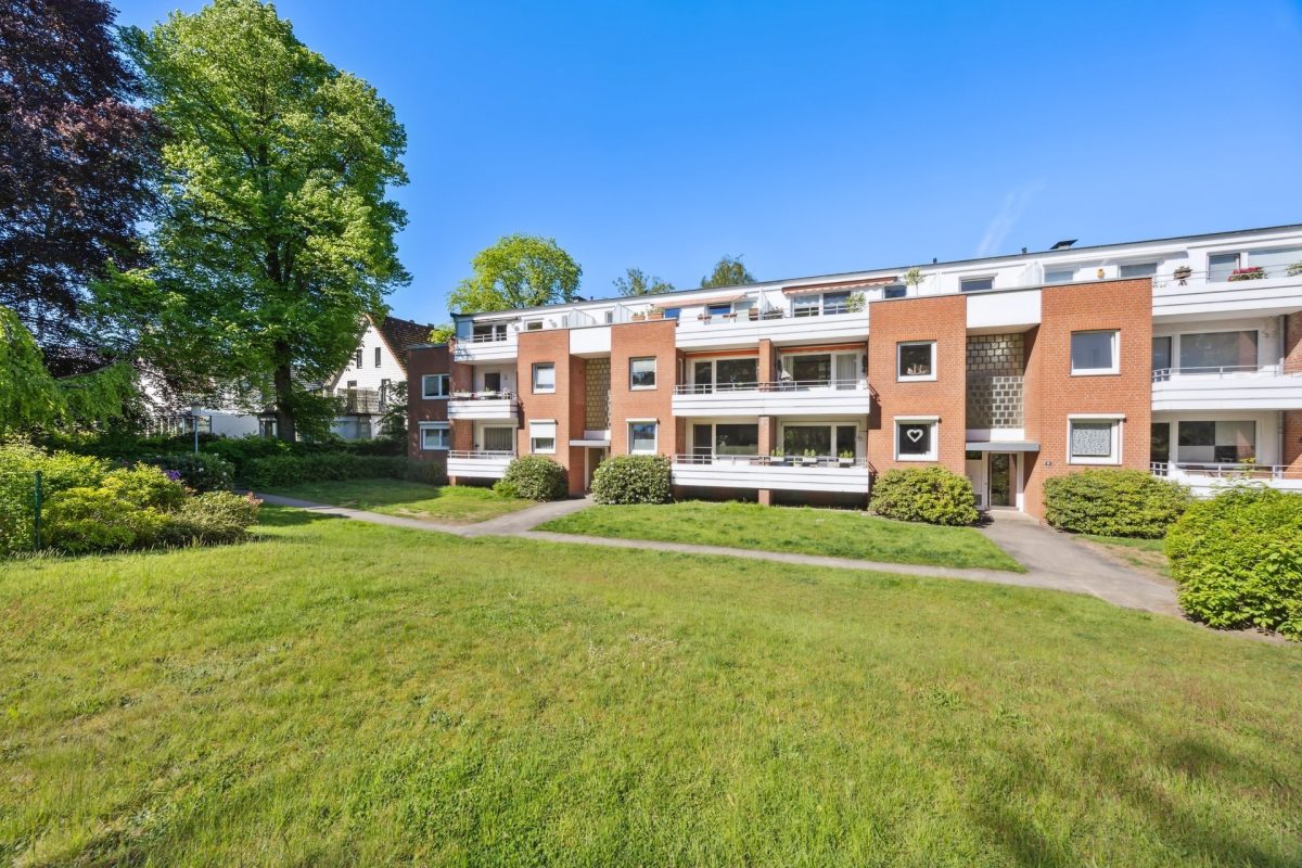 Immobilienangebot - Hamburg / Rahlstedt - Alle - Alt-Rahlstedt: Attraktive 3 - Zimmer Wohnung mit großen Dachterrassen sowie TG - Stellplatz
